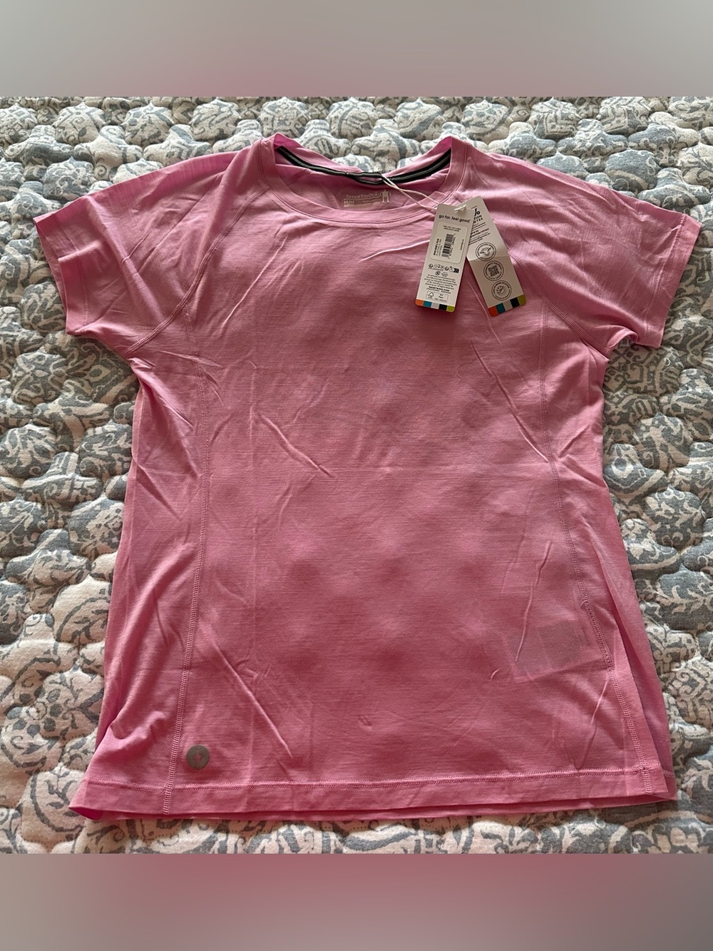 NWT Smartwool Women's
Light Pink Thin Short-Sleeve Run Tee - Breathable, size M